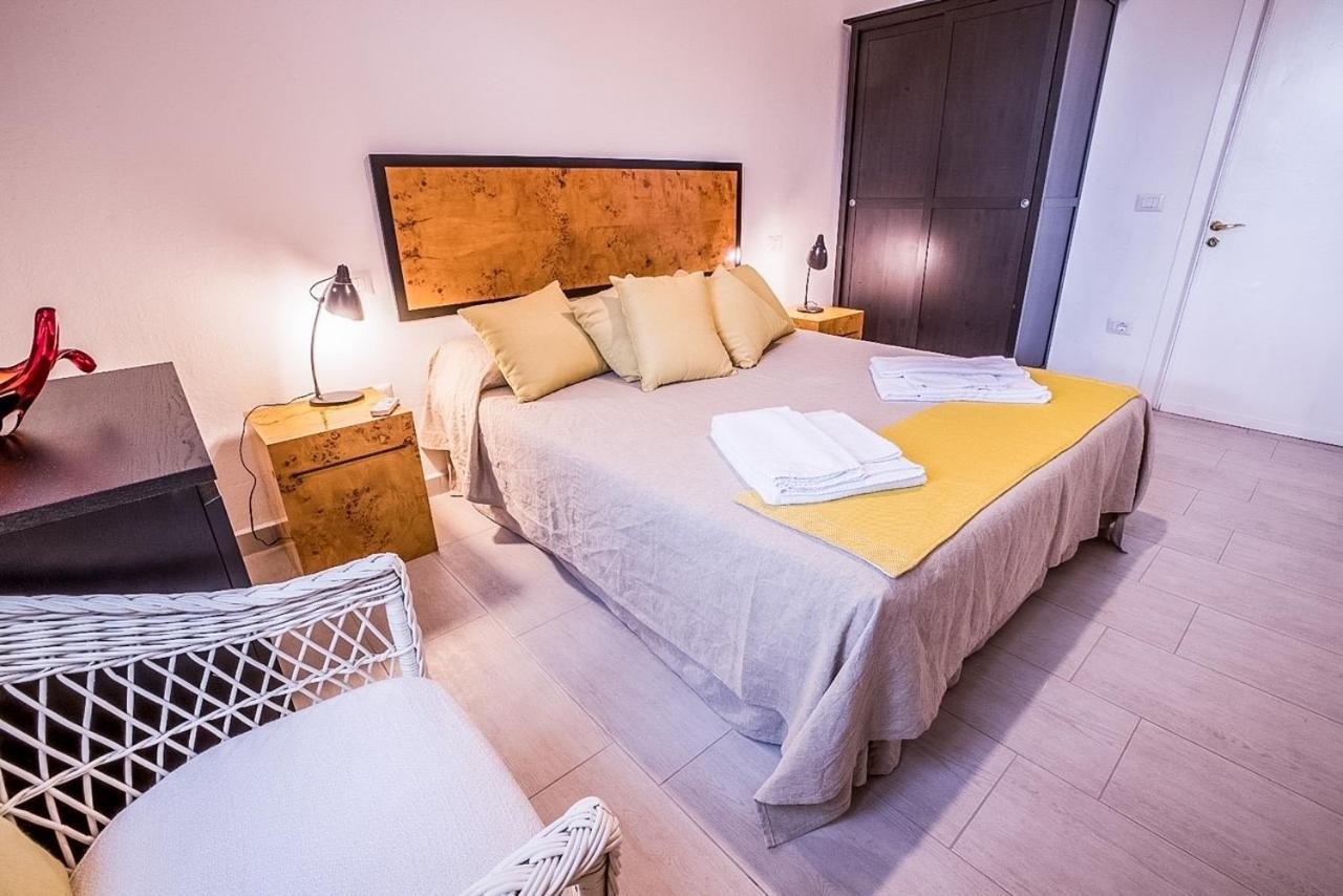 Liguria Terrace Apartment Olbia Exterior foto